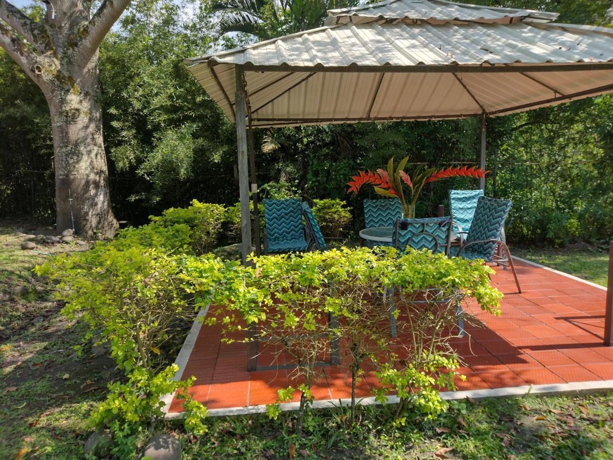 Hotel Campestre El Salitre Вильета Экстерьер фото